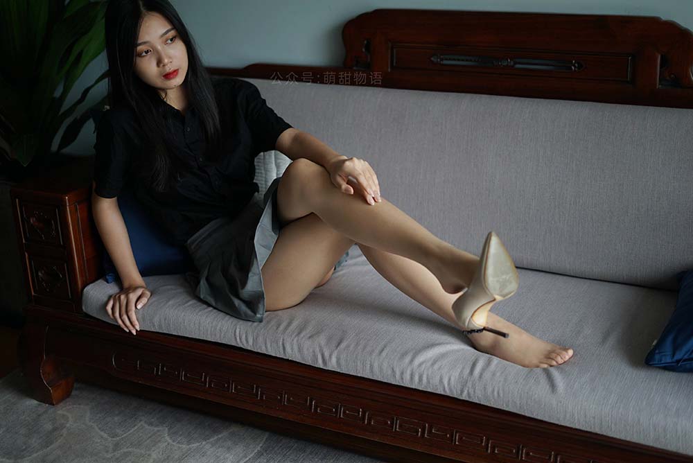 [萌甜物语]XM121《短裙黑衬衣-小苏》