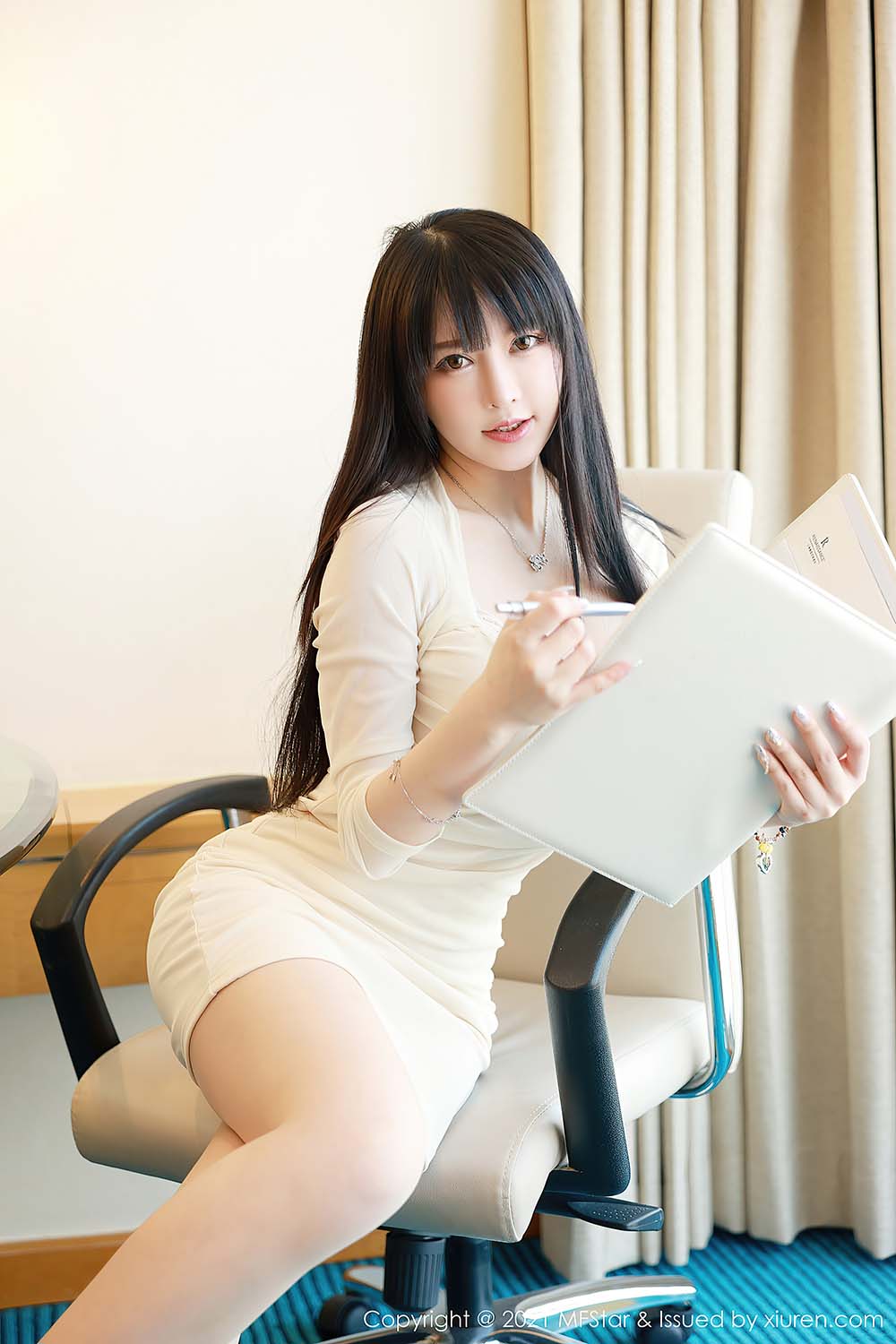 [MFStar模范学院]2021.03.22 VOL.472 玉兔miki 预览图 - 3