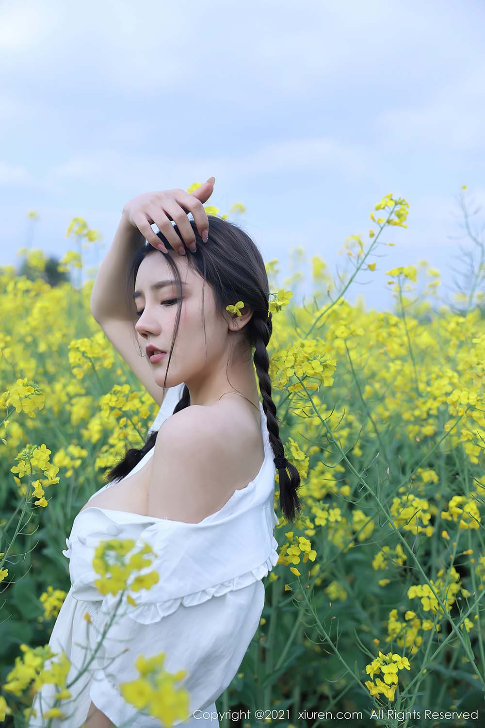 [Xiuren秀人网]2021.04.07 NO.3276 夏西CiCi 预览图 - 5