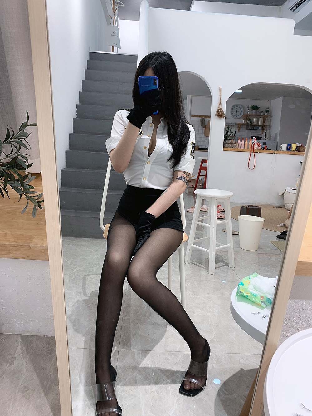 vams子 – 女警 预览图 - 2