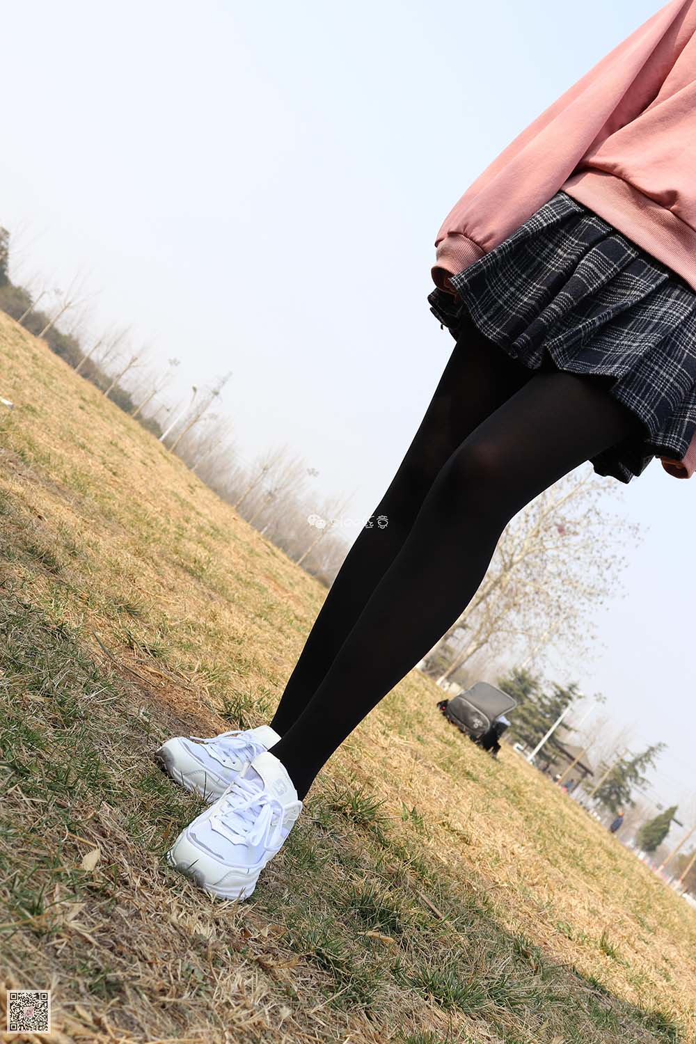 [SIEE丝意]NO.061 楠楠 中厚黑丝 预览图 - 2