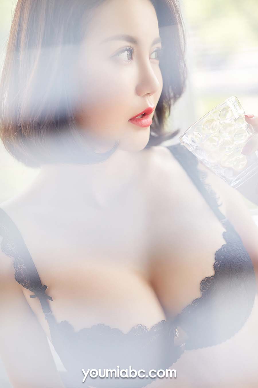 [YouMi尤蜜]2020.03.24 勾魂线条 乔雪 预览图 - 2