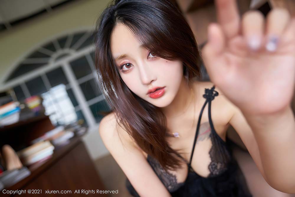 [Xiuren秀人网]2021.04.15 NO.3311 林子欣Freya