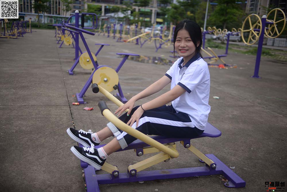 [只糖棉袜]NO.273 周子琪 夜雨初停的早晨 预览图 - 2