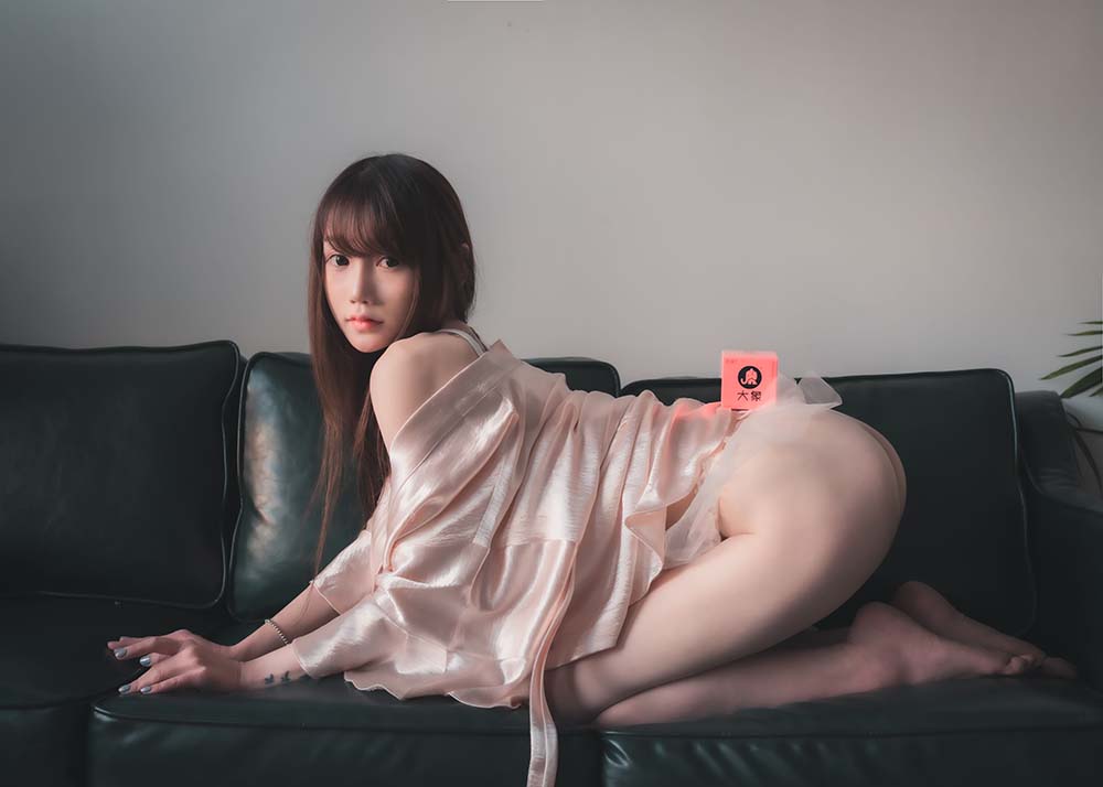 星野咪兔 – 花吃了那女孩 预览图 - 2