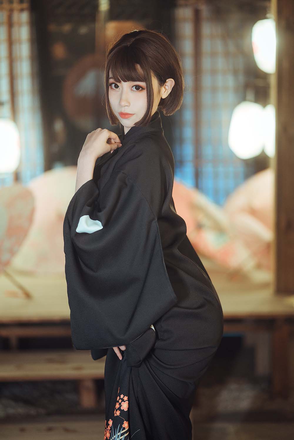 奈汐酱nice – 热情老板娘