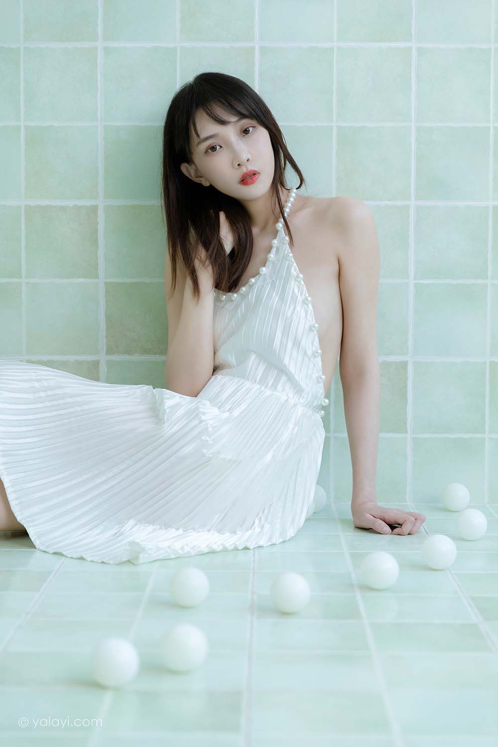 [YALAYI雅拉伊]2021.07.15 NO.818 窗内窗外 妍妍