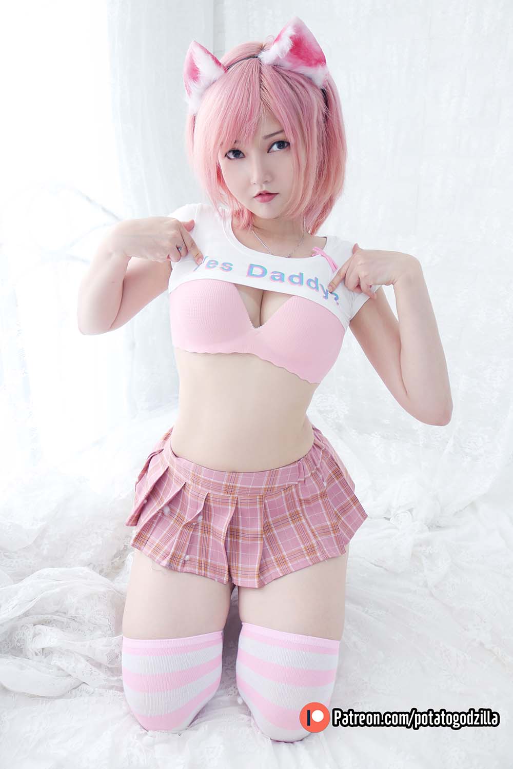 Potato Godzilla – Pink Casual 预览图 - 2