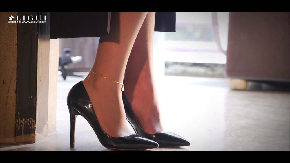 [Ligui丽柜]HD视频 2017.11.25 然然 琴丝撩动 预览图 - 2