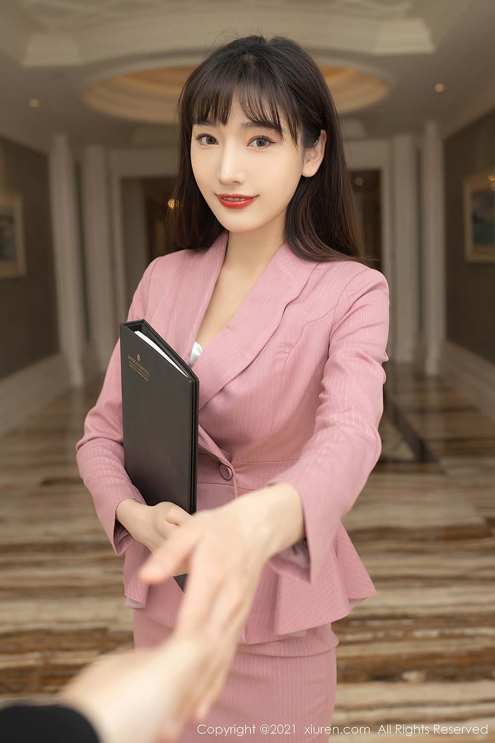 [Xiuren秀人网]2021.06.10 NO.3533 陆萱萱 预览图 - 4