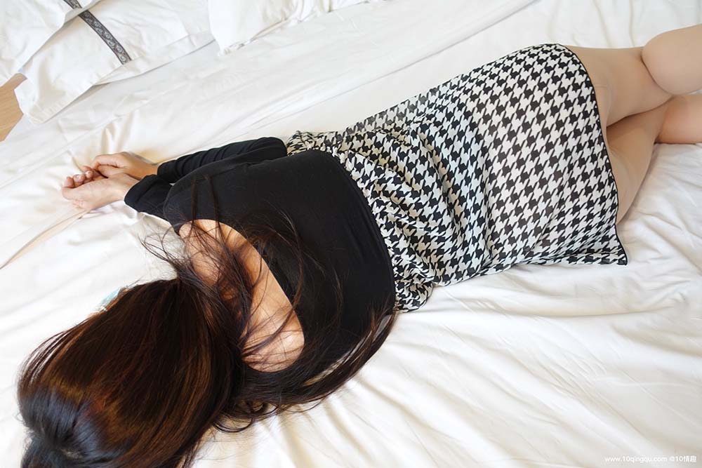 [ROSI口罩系列]2021.08.19 NO.1894 预览图 - 2