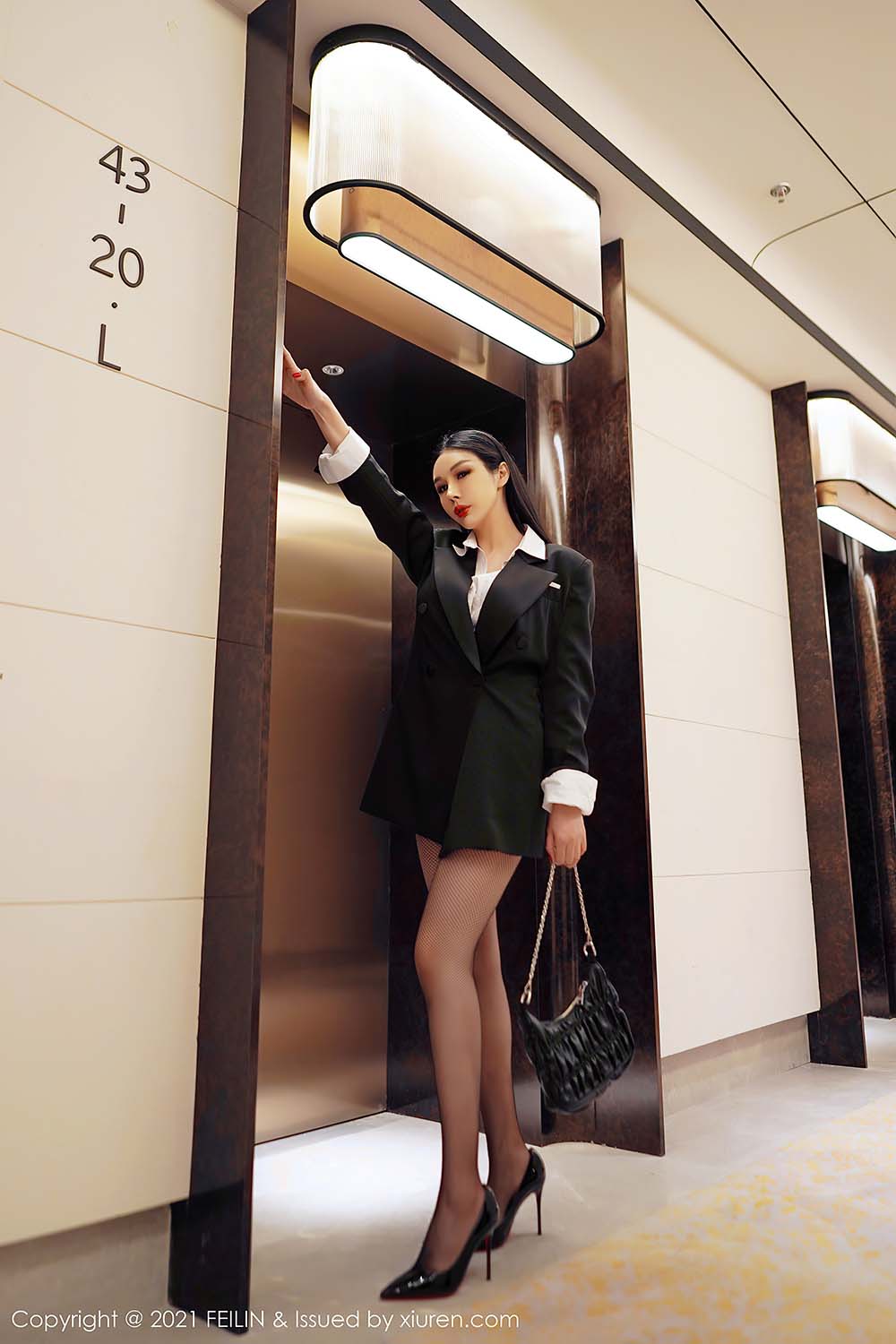 [Feilin嗲囡囡]2021.07.12 VOL.402 田冰冰 预览图 - 2
