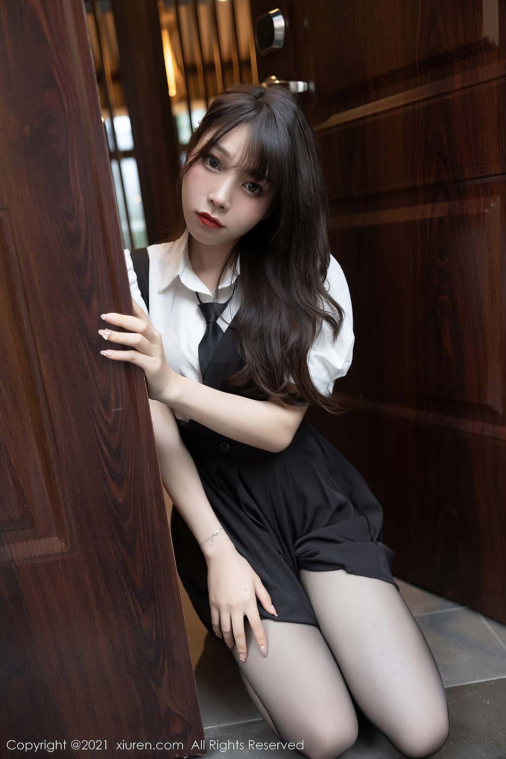 [Xiuren秀人网]2021.07.08 NO.3643 芝芝Booty 预览图 - 5