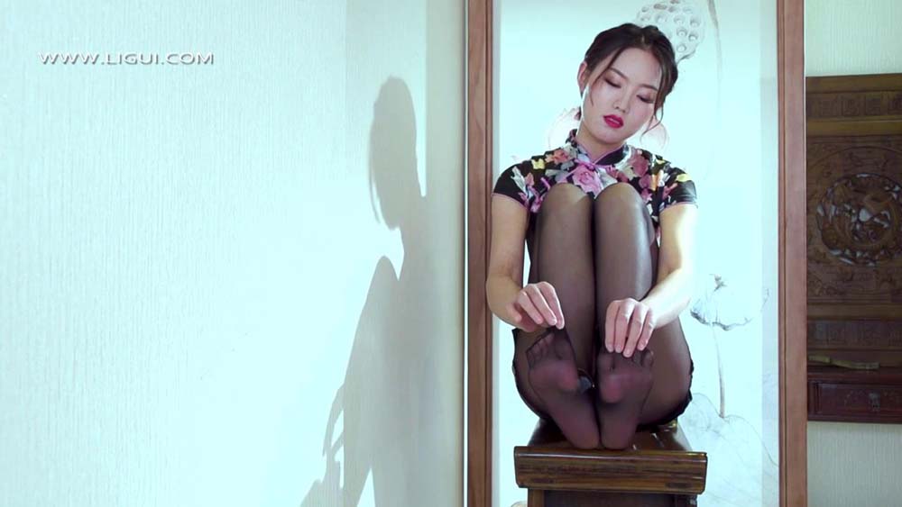 [Ligui丽柜]HD视频 2020.05.12 花漾年华 敏儿 预览图 - 2