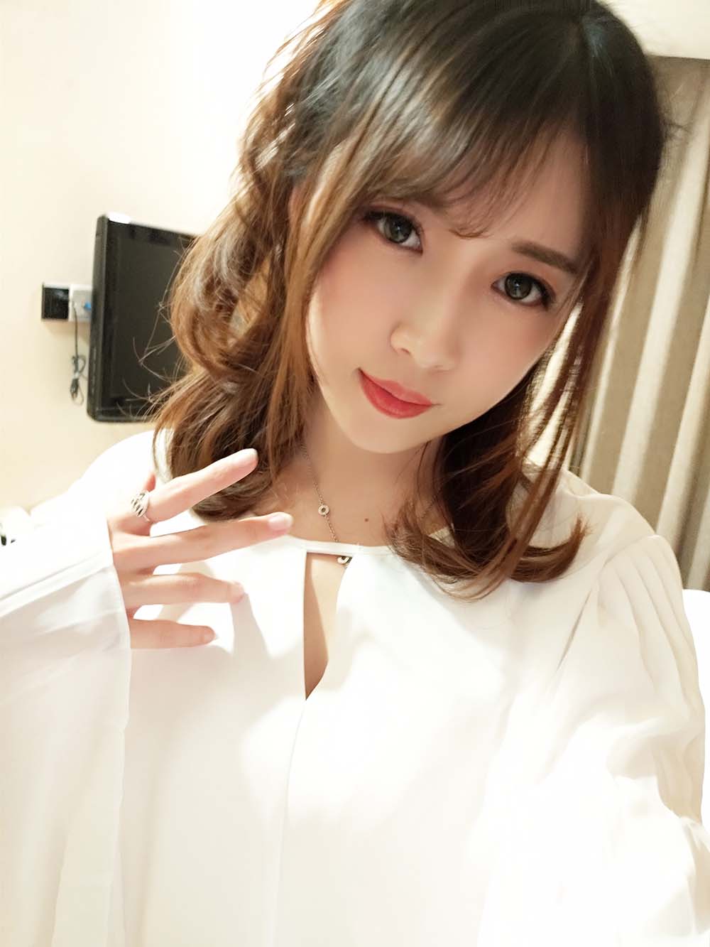 小女巫露娜 – OL风肤色连裤袜
