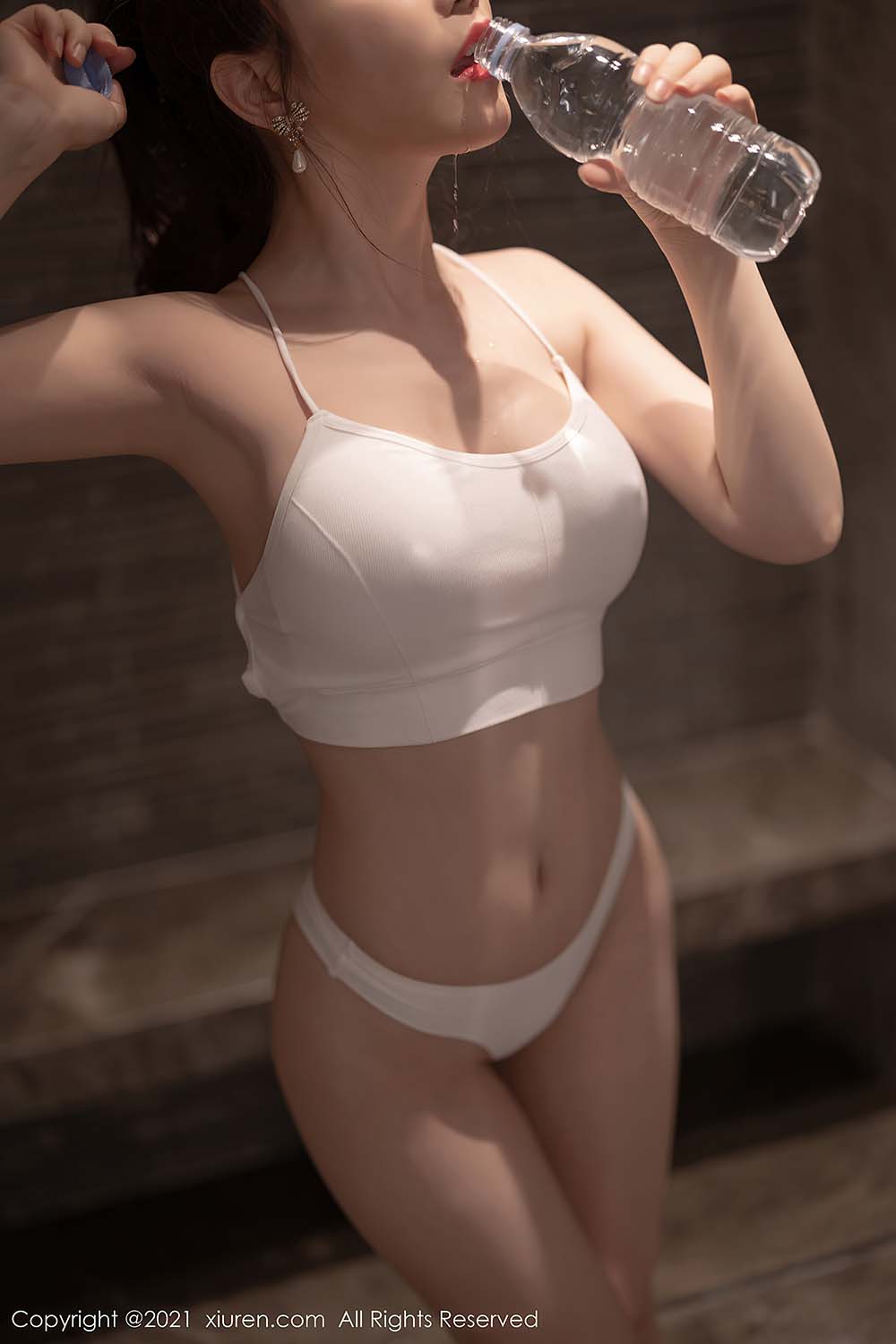 [Xiuren秀人网]2021.08.04 NO.3755 Cherry绯月樱 预览图 - 4