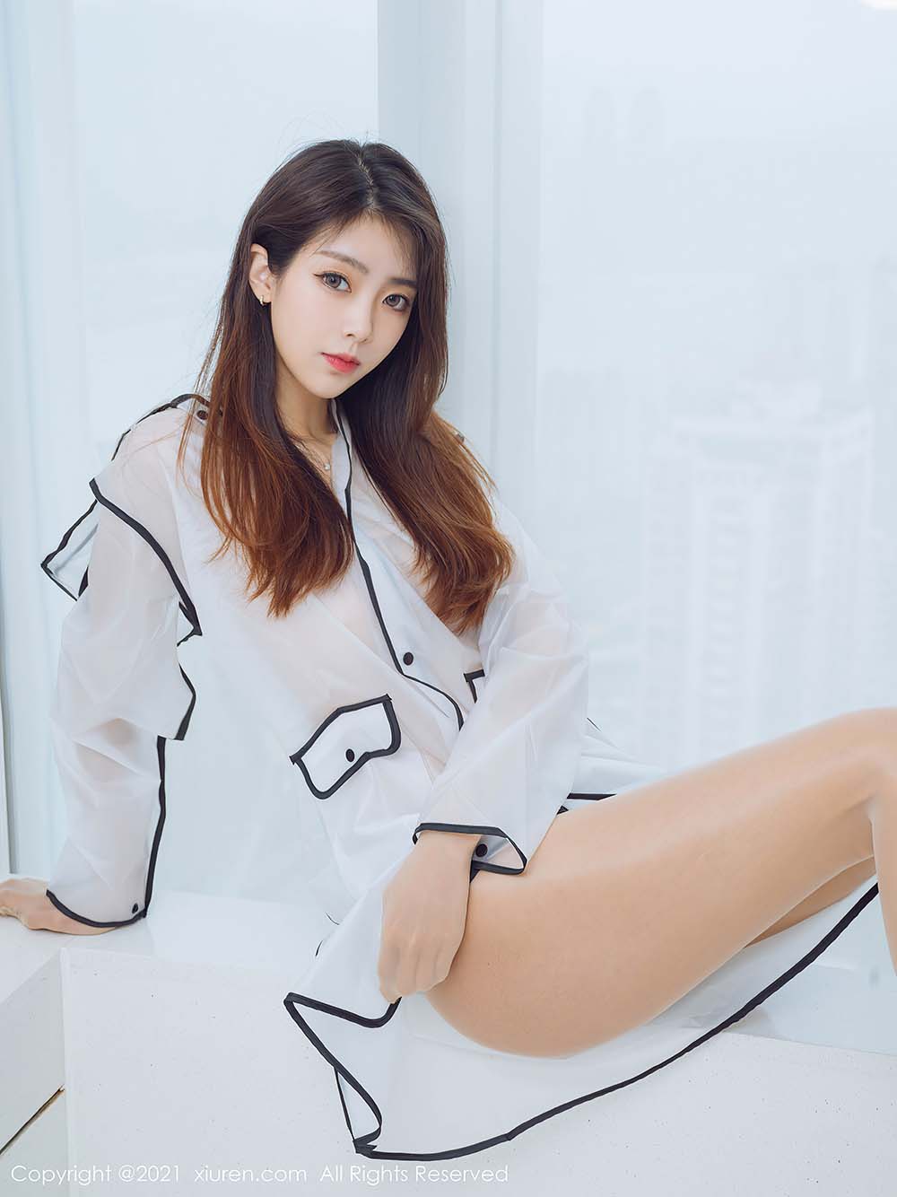 [Xiuren秀人网]2021.08.19 NO.3821 可樂Vicky 预览图 - 5