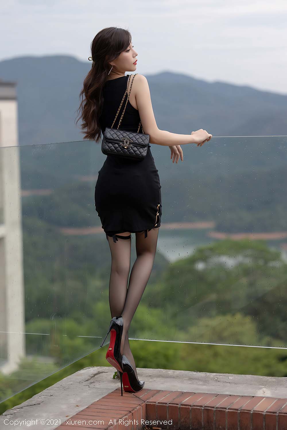 [Xiuren秀人网]2021.09.02 NO.3893 芝芝Booty