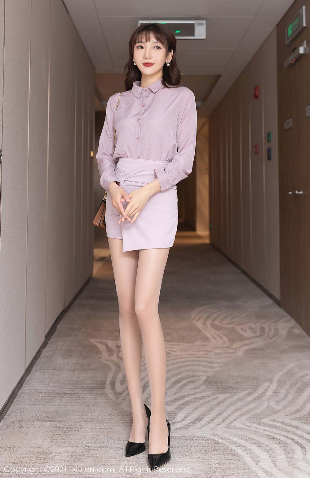 [Xiuren秀人网]2021.09.09 NO.3925 陆萱萱 预览图 - 4