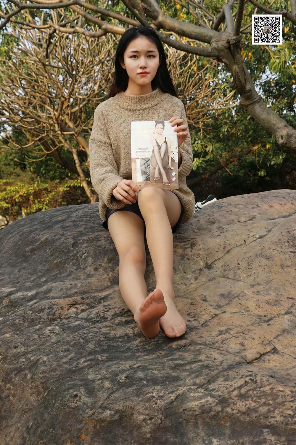 [MussGirl慕丝女郎] 学妹系列08 我要毕业了，这是我留给你们的回忆哦2 预览图 - 2