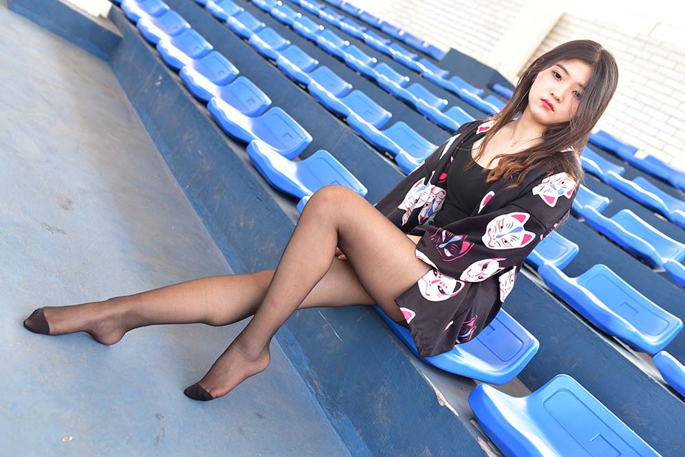 大生模拍 NO.248 操场牛仔裙黑丝 预览图 - 2