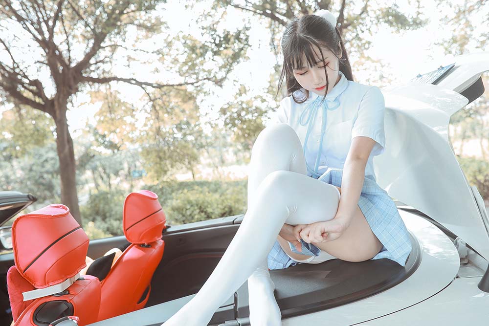 不呆猫 – 白丝过膝袜 预览图 - 2