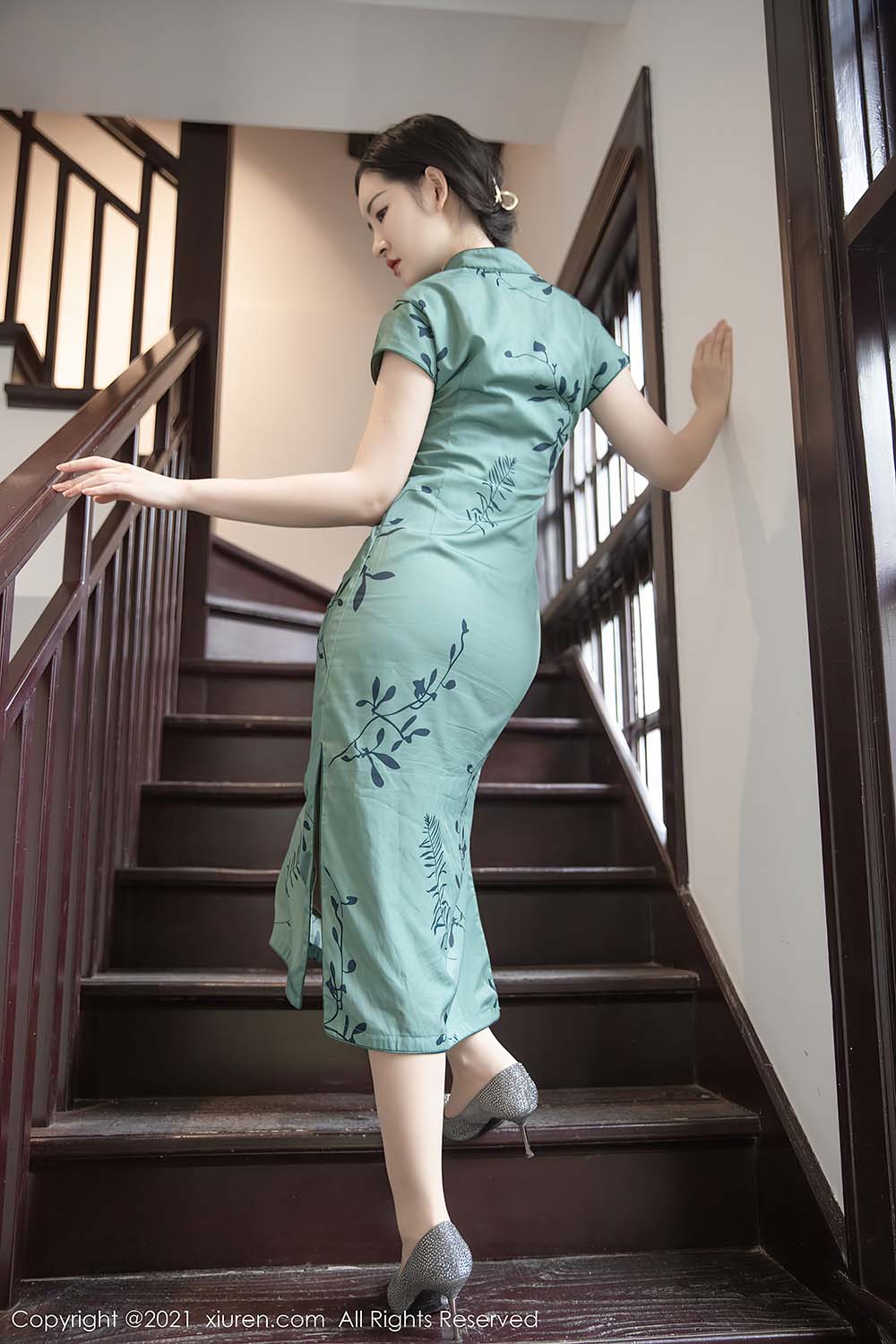 [Xiuren秀人网]2021.10.12 NO.4048 沈梦瑶 预览图 - 3