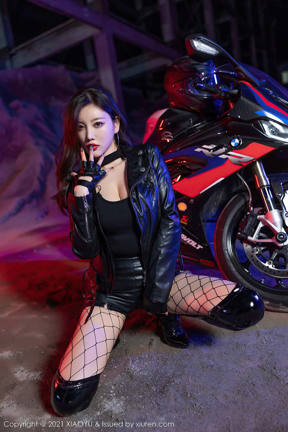 [XIAOYU语画界]2021.10.22 VOL.638 皮靴网袜的飒爽机车女郎 杨晨晨Yome 预览图 - 5