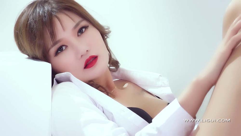 [Ligui丽柜]HD视频 2020.10.08 袜底风光 文芮 预览图 - 2