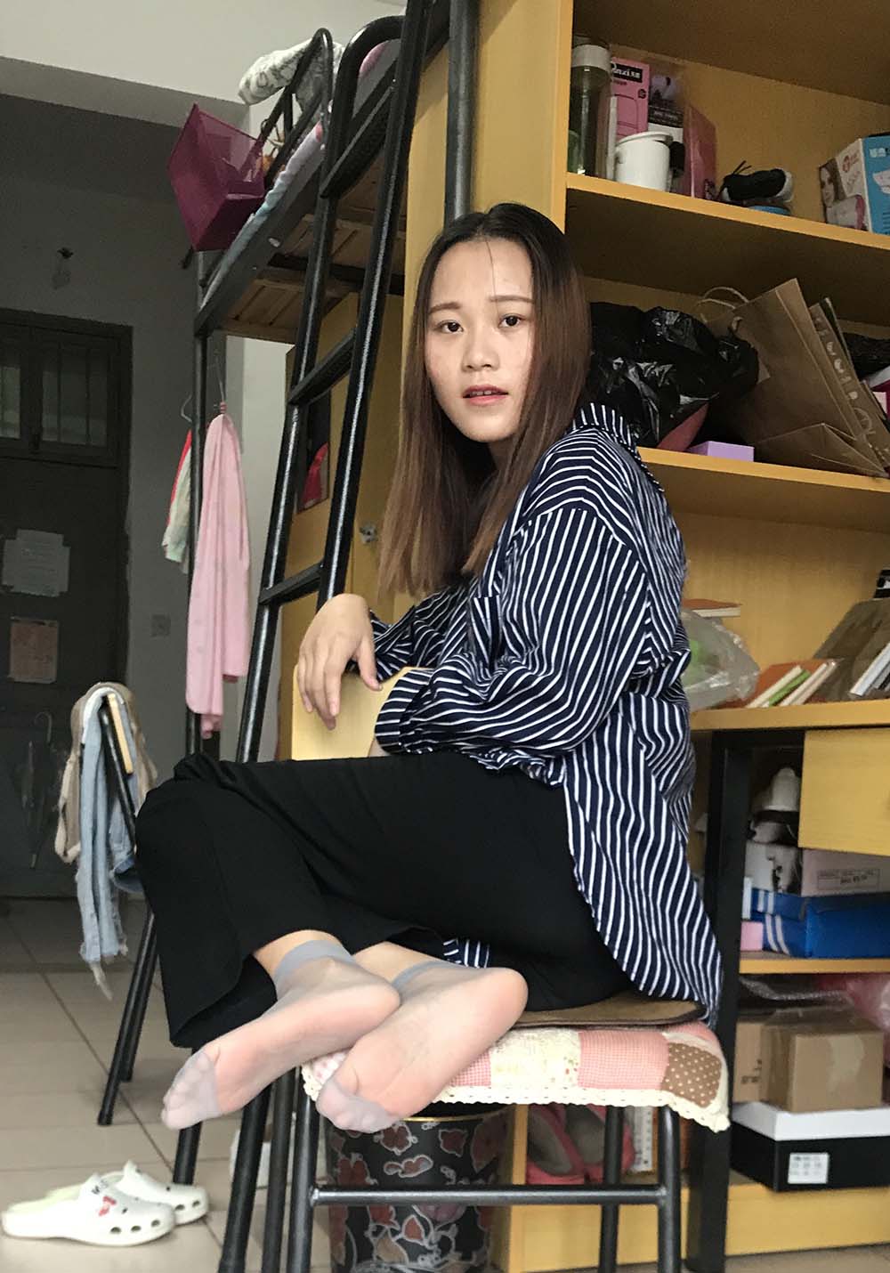 学妹校园寝室短丝系列023期 林丽雯 预览图 - 2