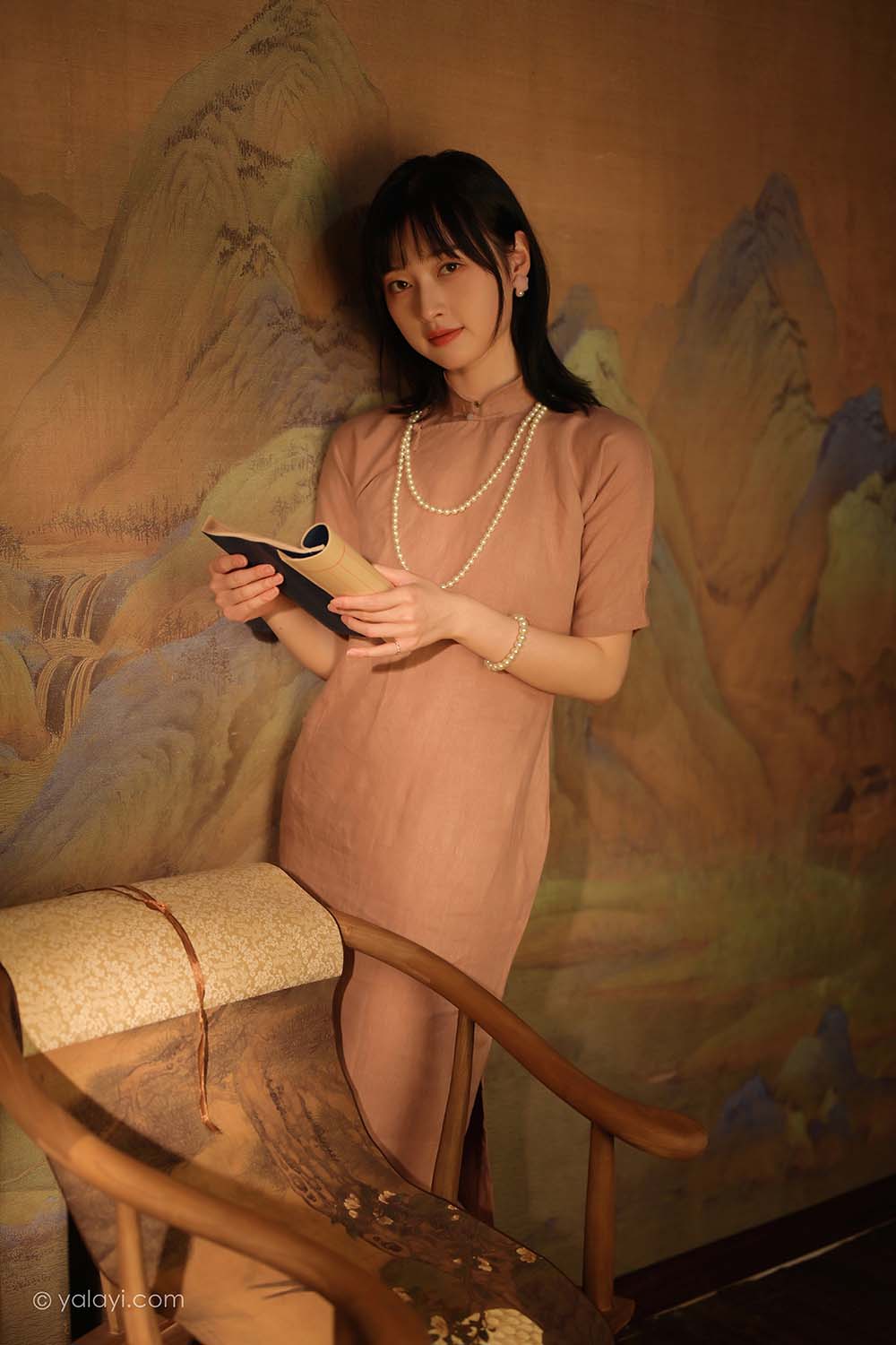 [YALAYI雅拉伊]2022.01.19 NO.891 深夜的灯光 京京