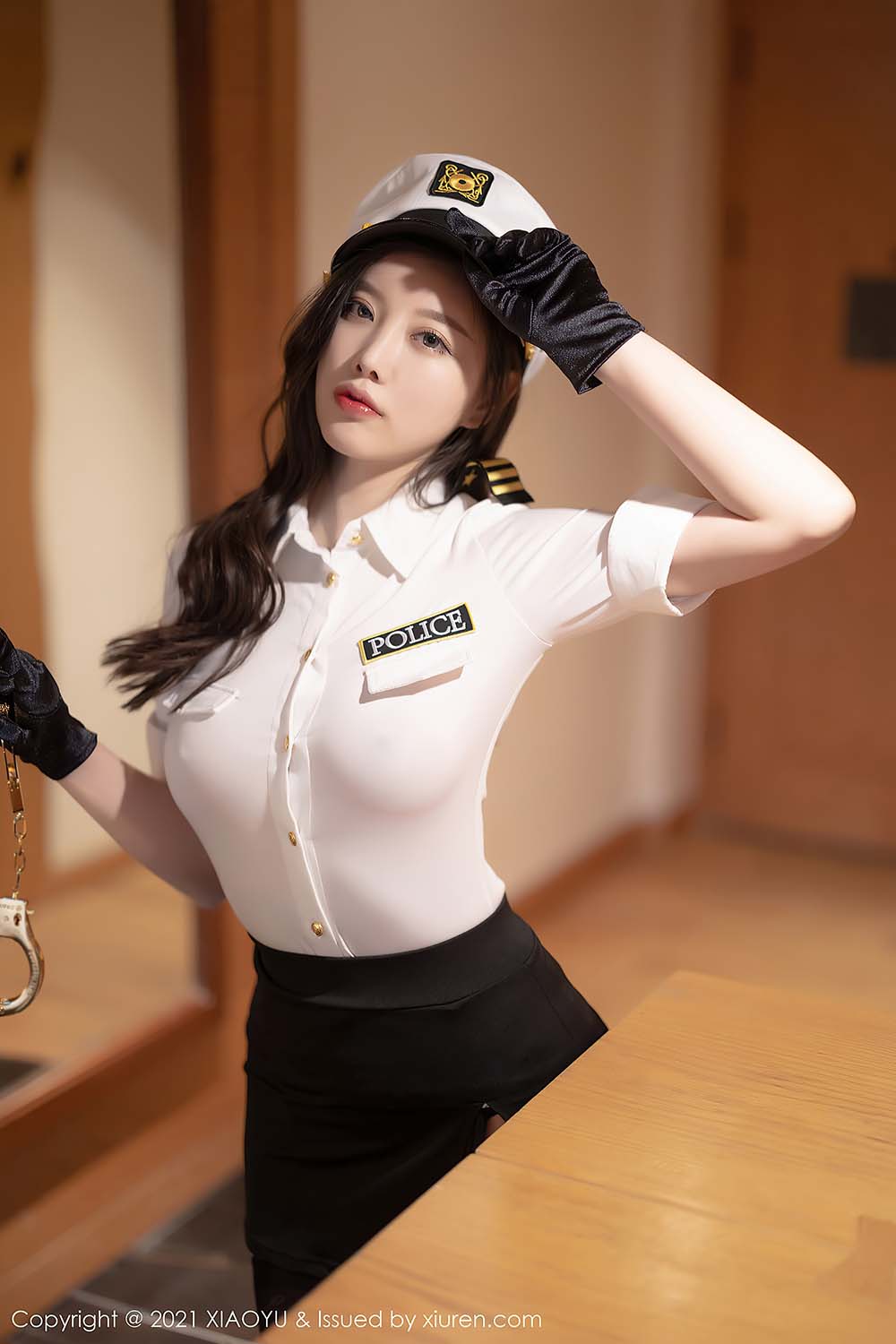 [XIAOYU语画界]2021.12.10 VOL.673 泰国女警官制服搭配黑丝，制服诱惑 杨晨晨Yome 预览图 - 3