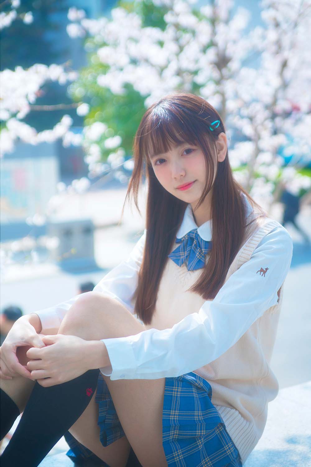 陆卿卿kyokyo – 樱花与JK 预览图 - 2