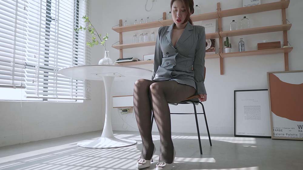 [Ligui丽柜]HD视频 2021.02.27 午后45°阳光 静瑶