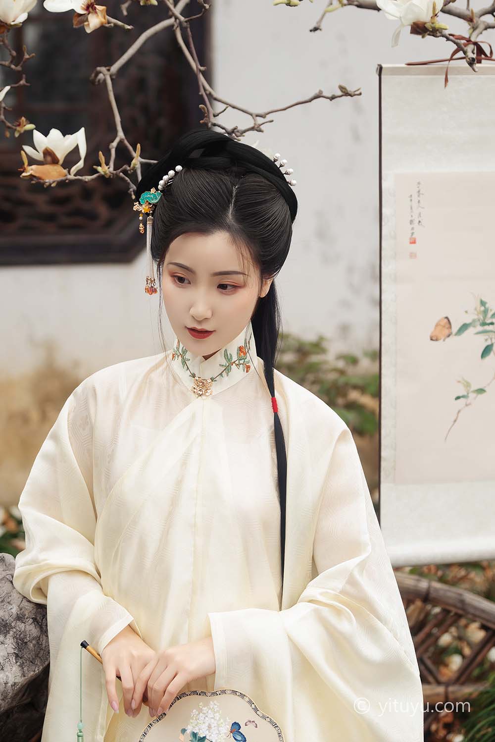 [YITUYU艺图语]2021.05.10 玉兰 金儿