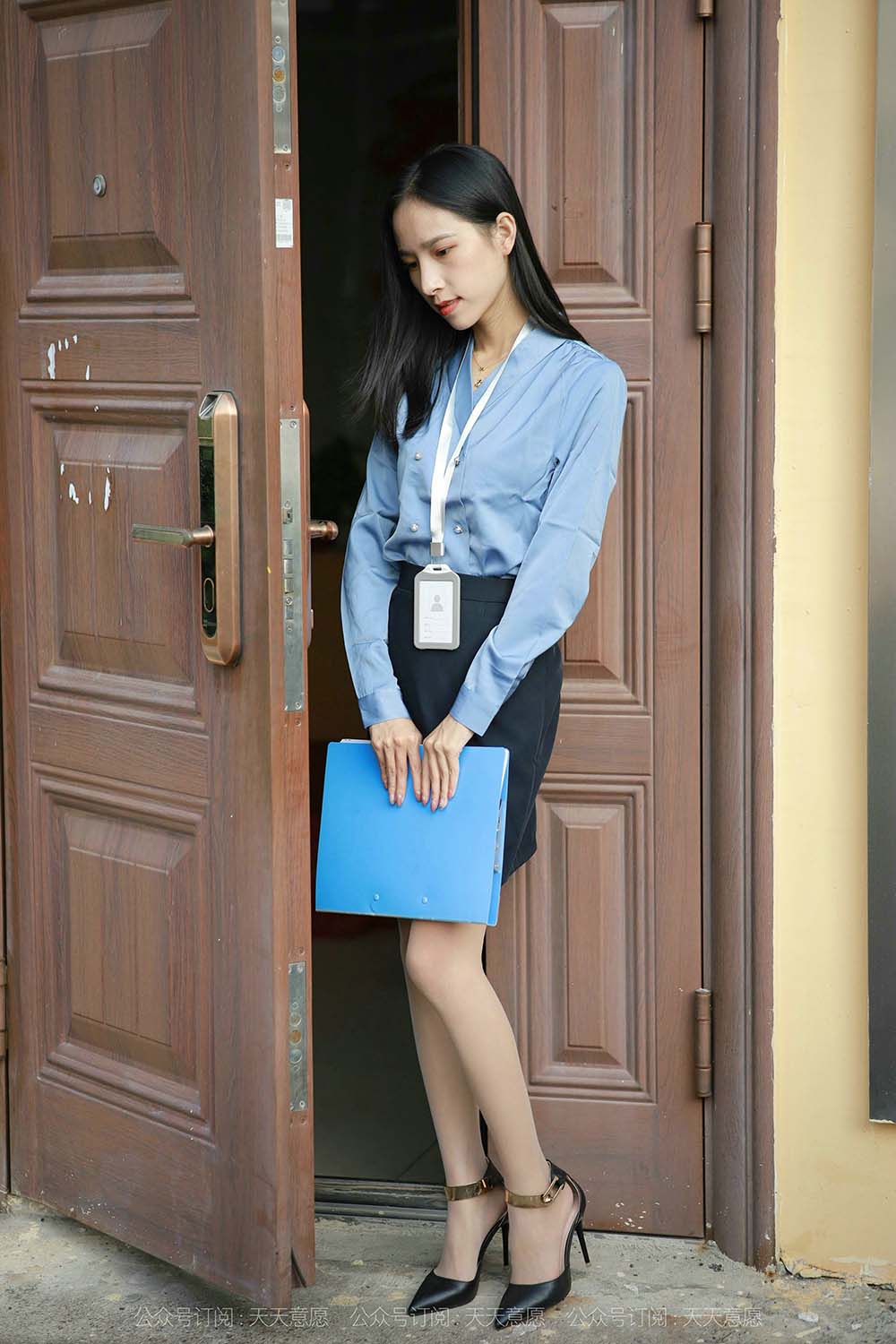 [IESS异思趣向] 2021.10.26 丝享家958：美子《美女业务员》