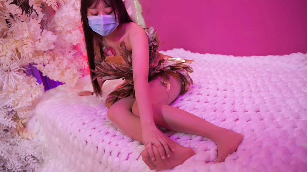 [Ligui丽柜]HD视频 2021.04.12 小熊肉丝诱惑 小熊