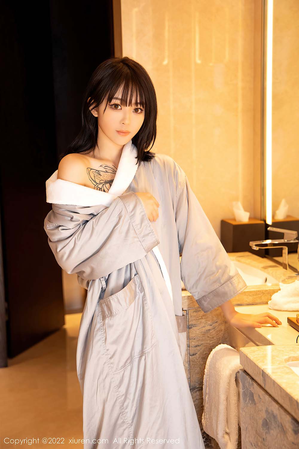 [Xiuren秀人网]2022.03.03 NO.4664 奶瓶. 预览图 - 2