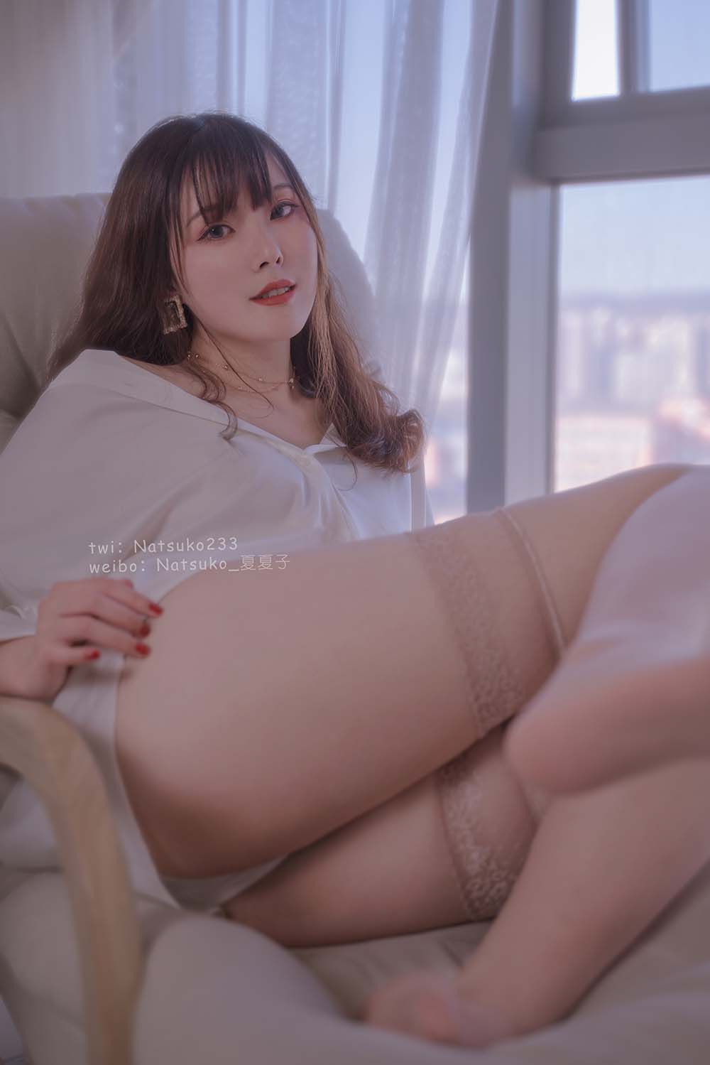 Natsuko夏夏子 – 男友衬衫 预览图 - 2