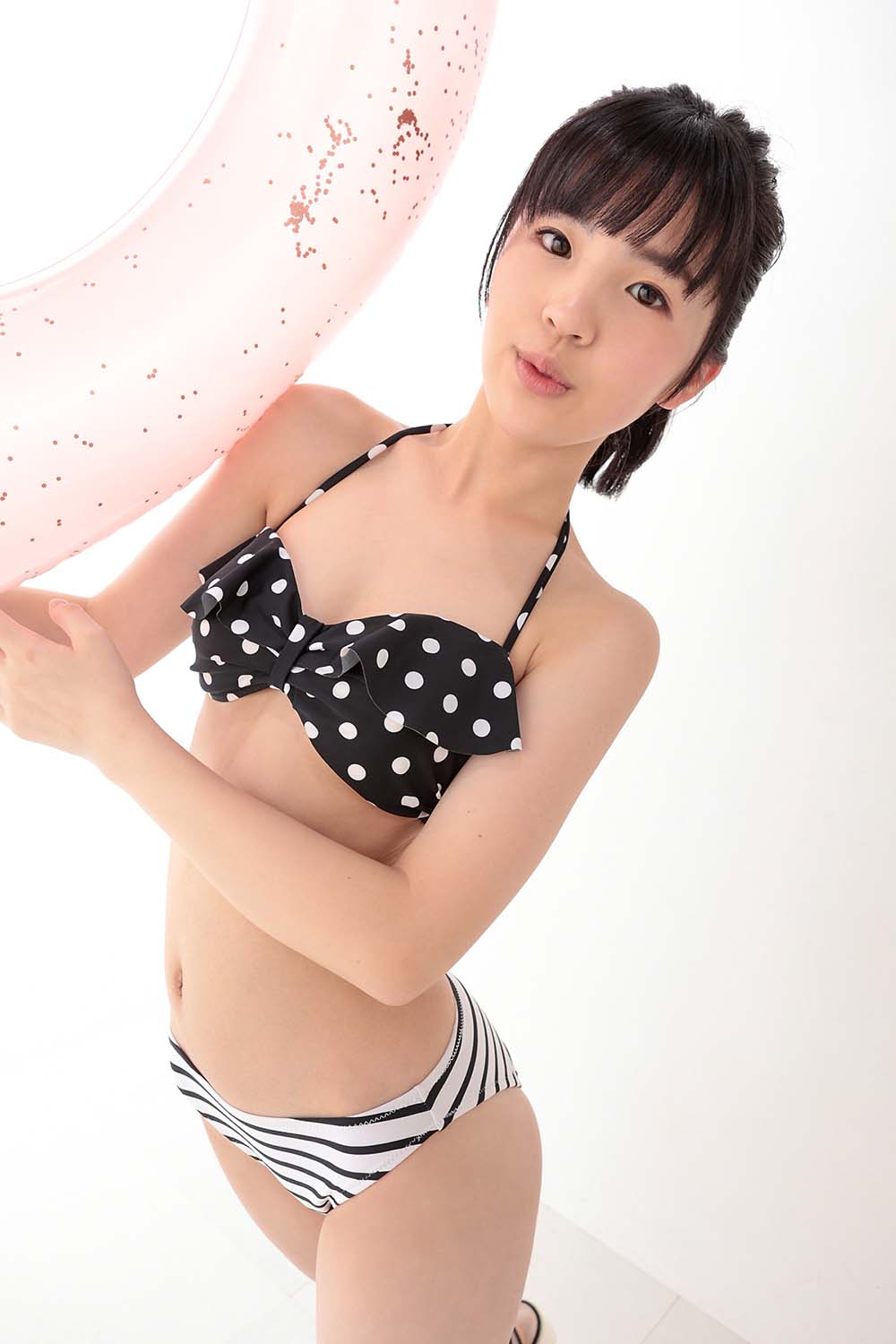 [Minisuka.tv]Ami Manabe 眞辺あみ – Fresh-idol Gallery 70