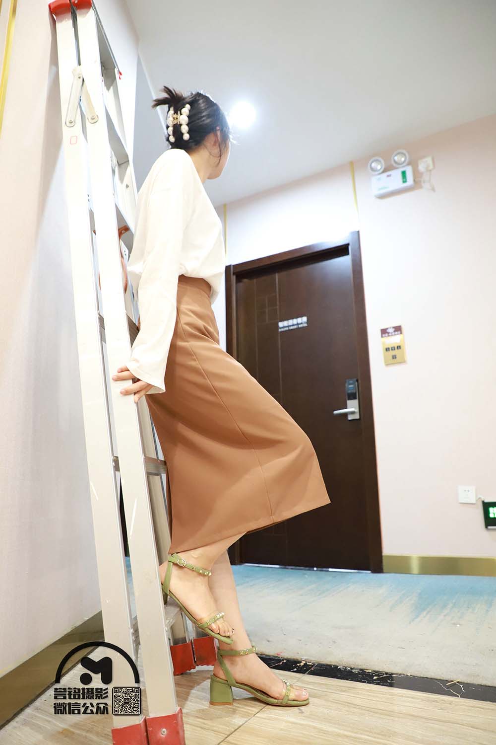 [誉铭传媒]袜足摄影 2021年 NO.021 预览图 - 2