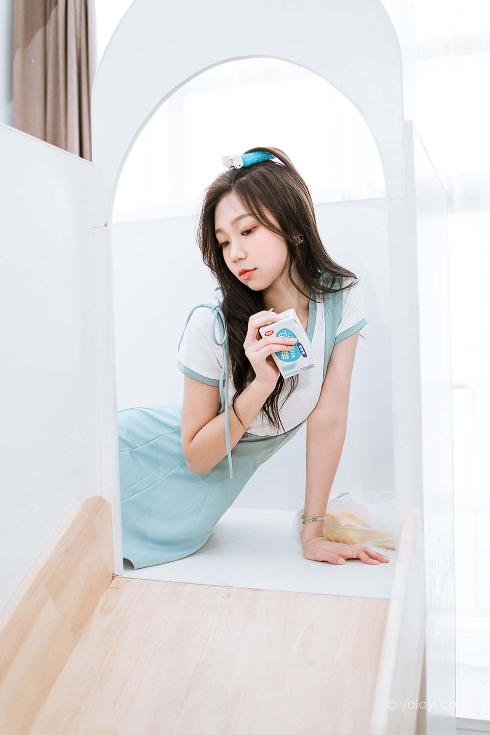 [YALAYI雅拉伊]2022.05.31 NO.938 天使的微笑 梓瑶