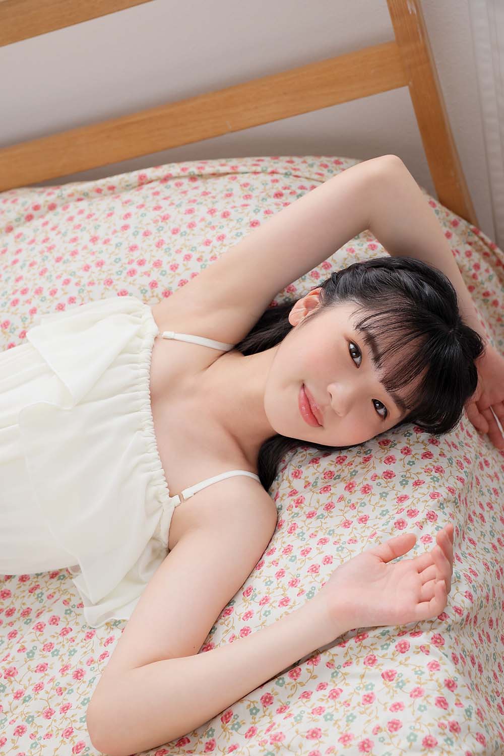 [Minisuka.tv]Ami Manabe 眞辺あみ – Fresh-idol Gallery 105