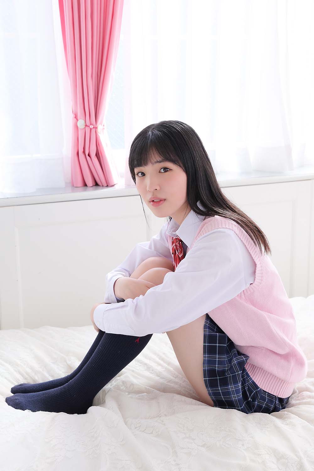 [Minisuka.tv]Ami Manabe 眞辺あみ – Fresh-idol Gallery 110