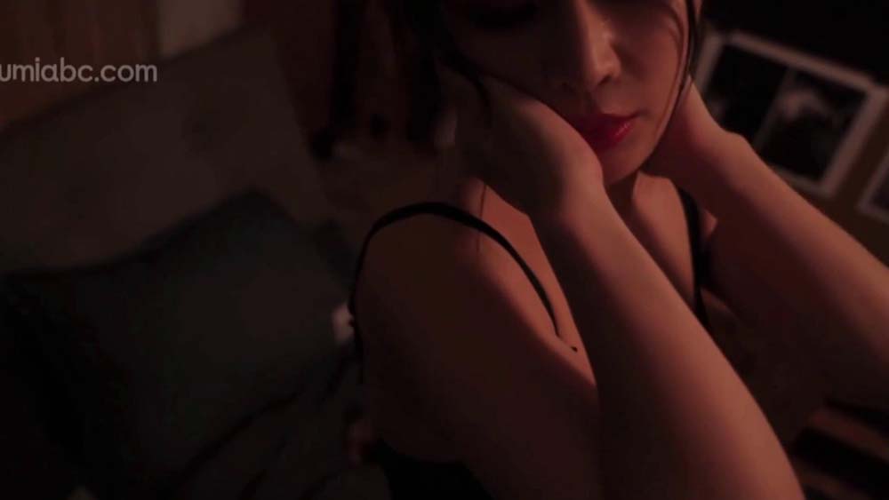 [YouMi尤蜜]视频 2019.10.21 NO.433 寂寞的夜 张雨萌 预览图 - 2