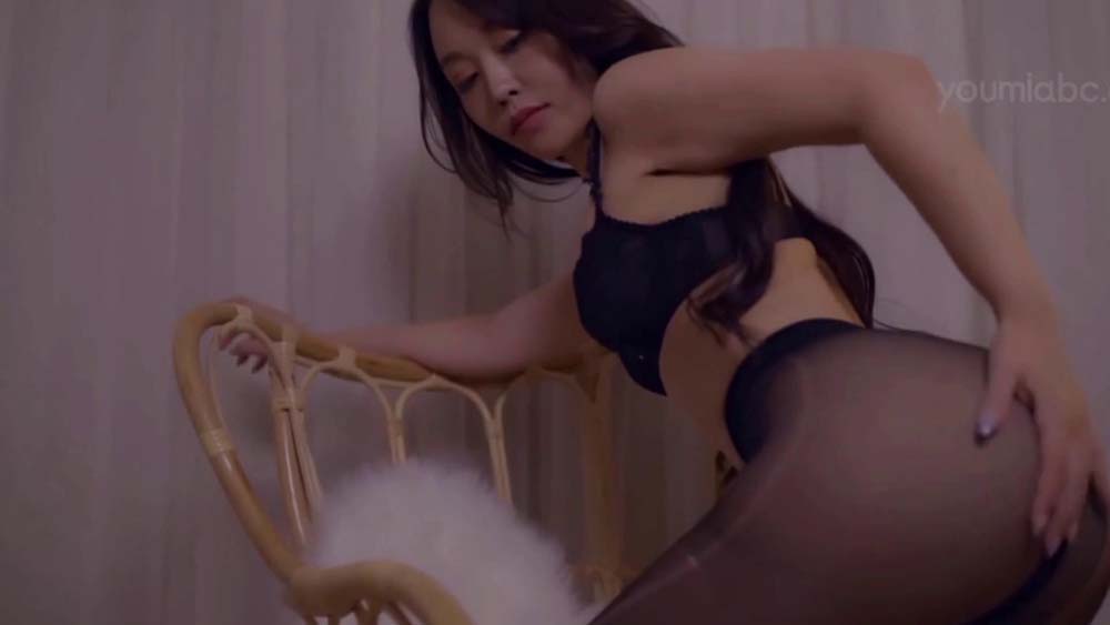 [YouMi尤蜜]视频 2019.11.04 NO.453 丝丝入你心 Nina 预览图 - 2