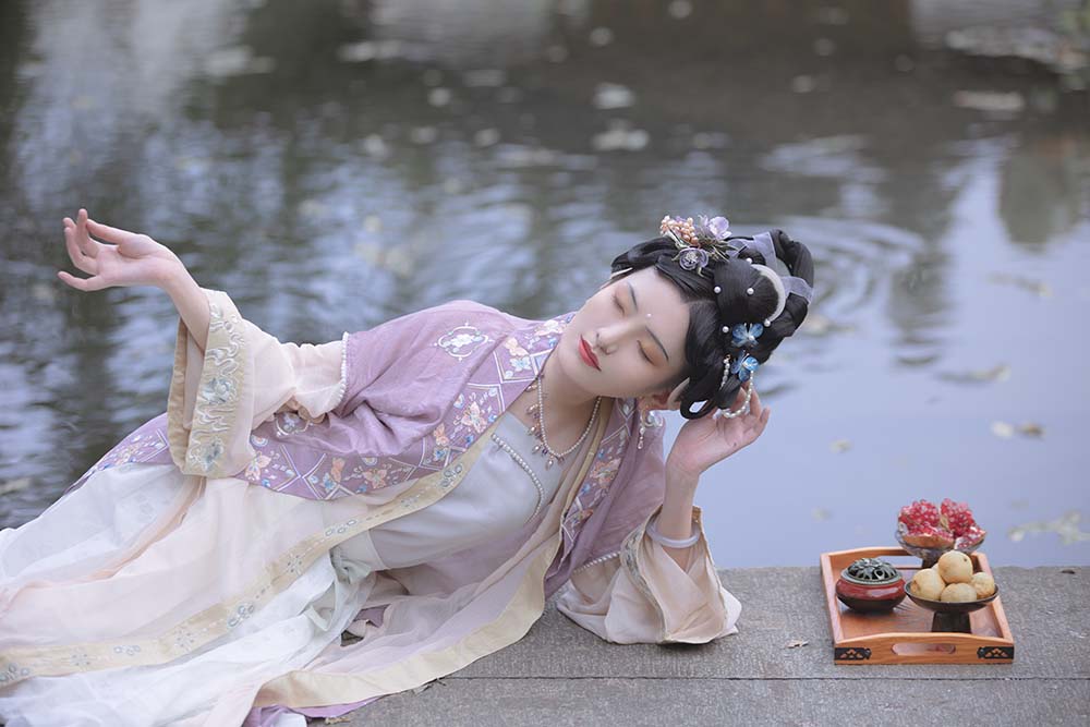 [YITUYU艺图语]2021.11.26 故人未归 7TSUBAKI七椿