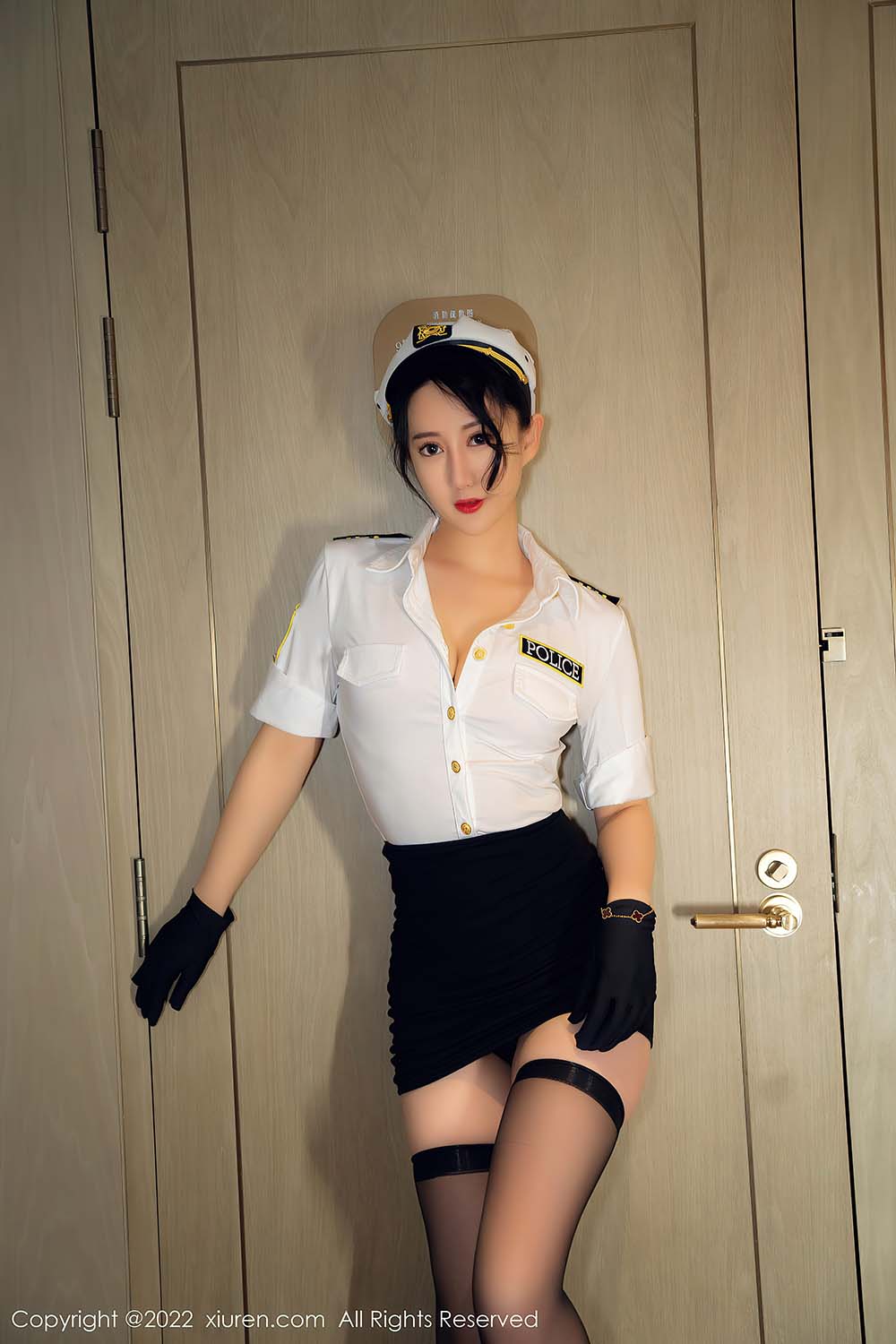 [Xiuren秀人网]2022.05.26 NO.5062 苏小曼babyface 预览图 - 2