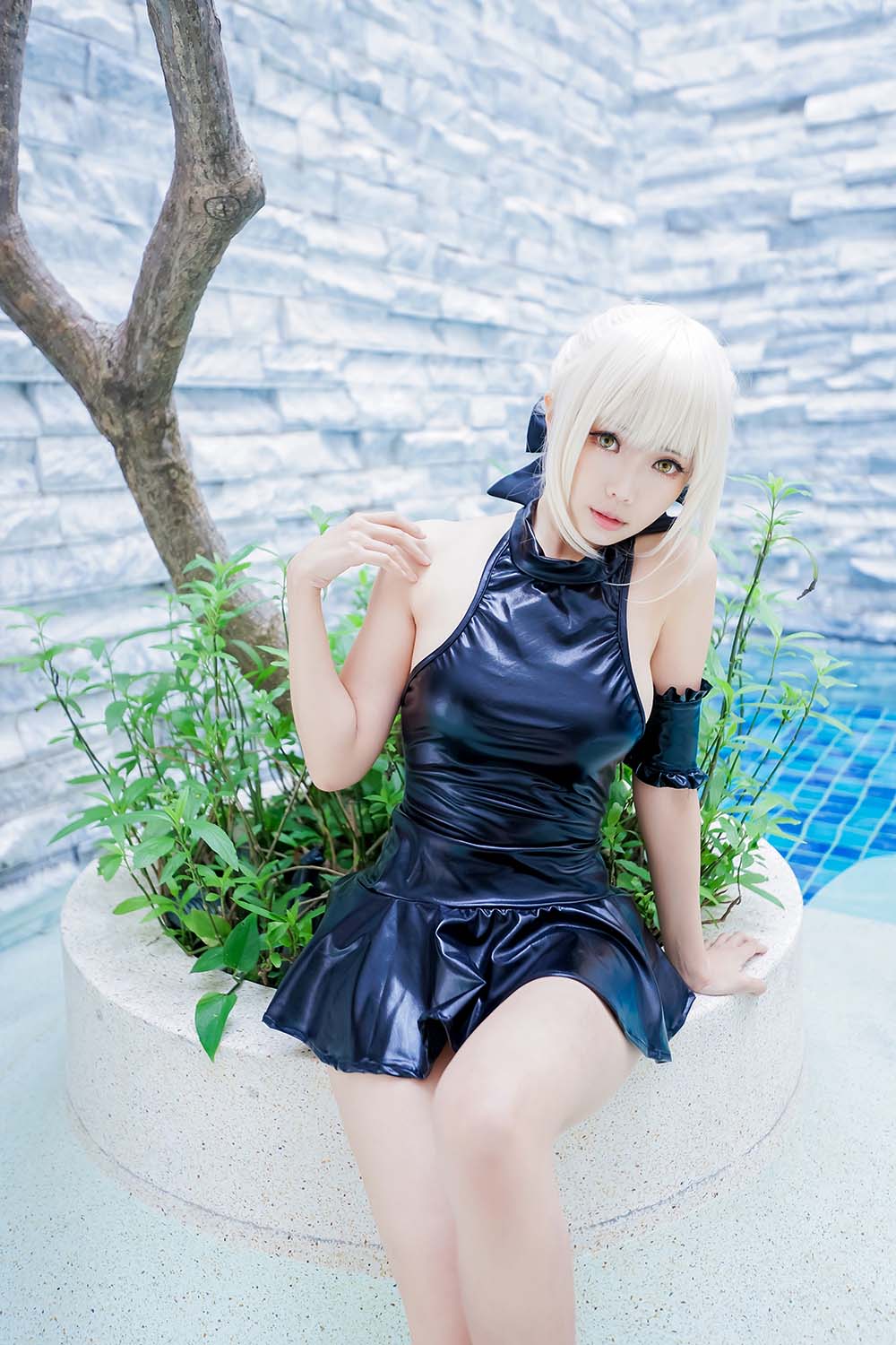 Ely_eee(ElyEE子) – 黑皮泳裙 预览图 - 2
