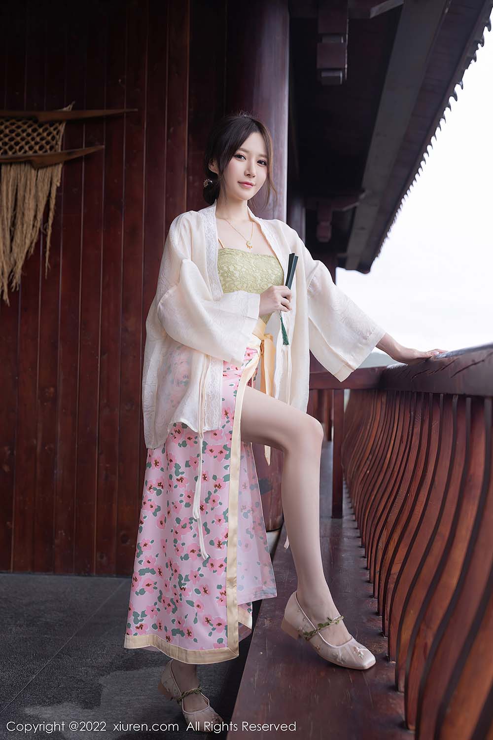 [Xiuren秀人网]2022.06.10 NO.5130 鱼子酱Fish 预览图 - 4